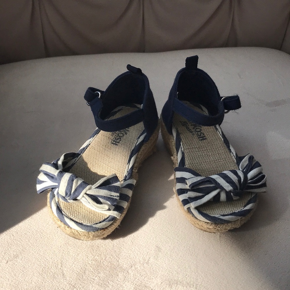 Girls shoes